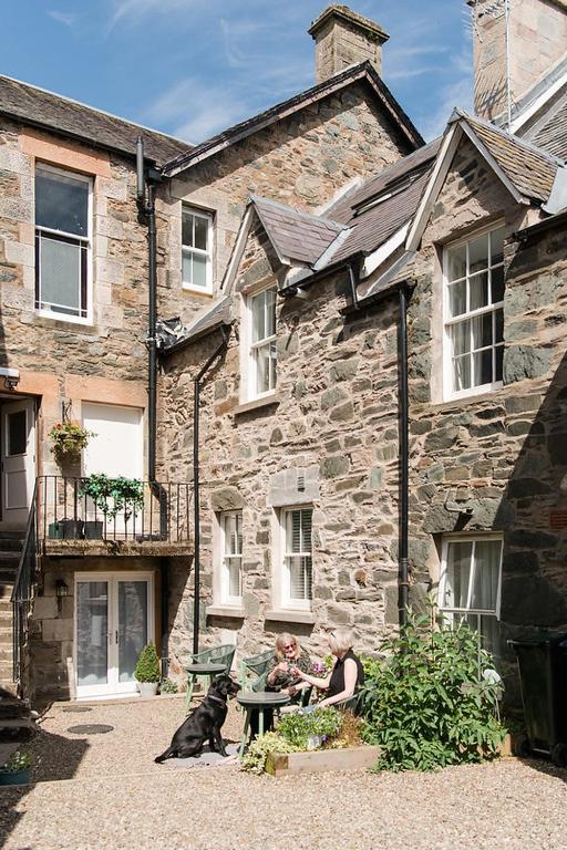 The Merryburn - Rooms And Courtyard Studios Dunkeld Eksteriør billede